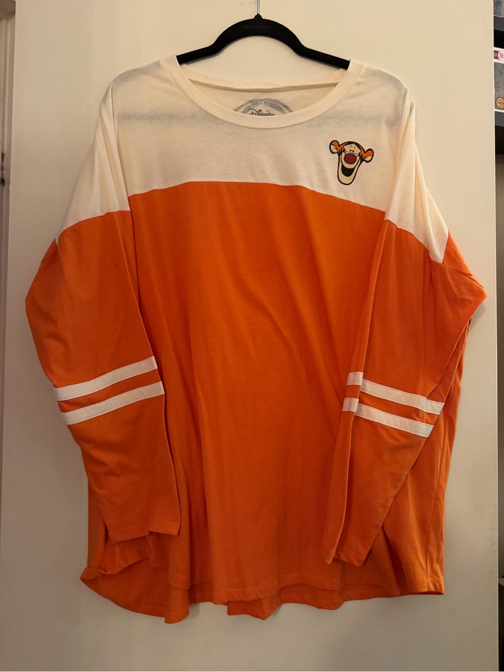 Torrid Disney Tigger Colorblock Long Sleeve Tee - Orange & Cream size 2x